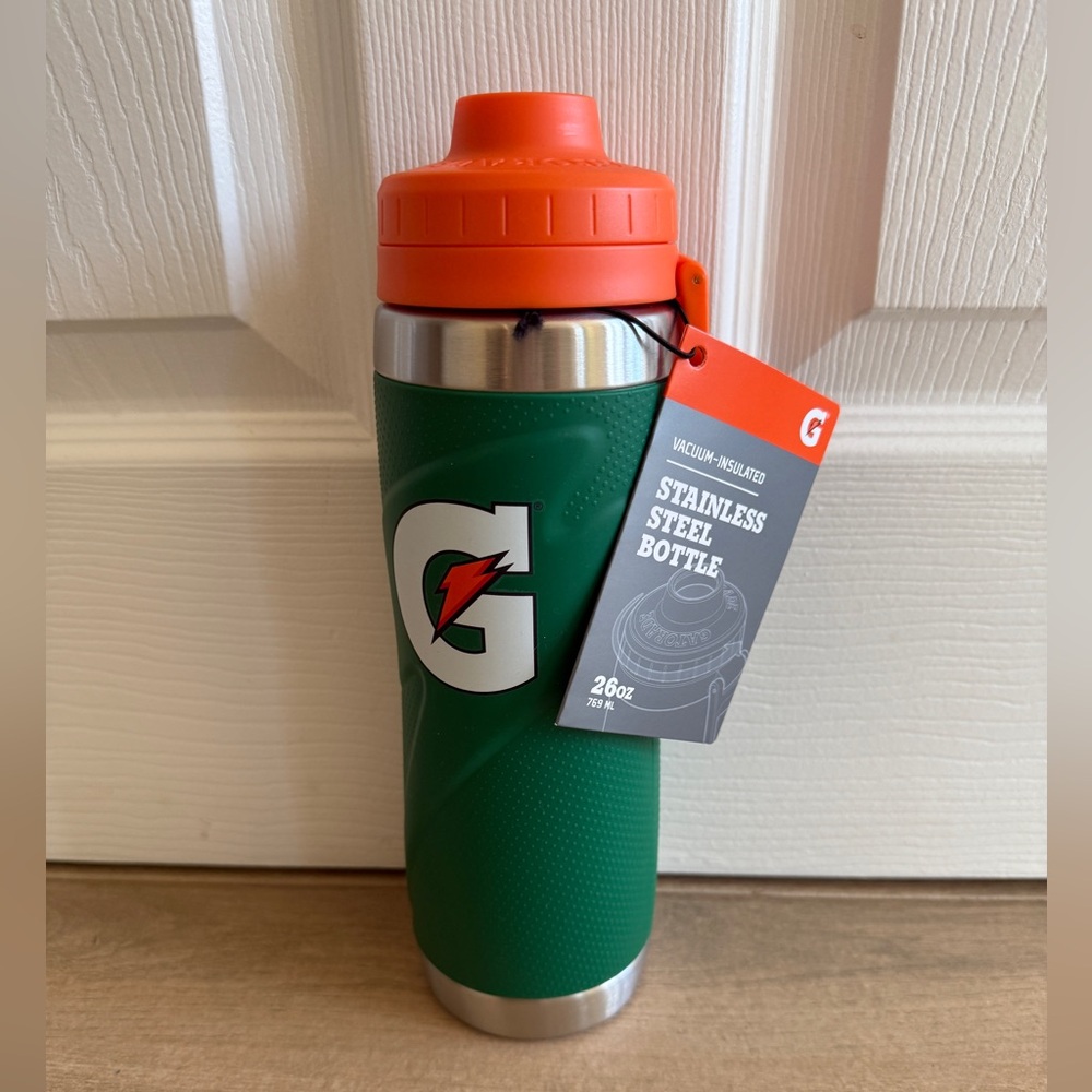 Gatorade Stainless Steel Water Bottle 26oz NWT